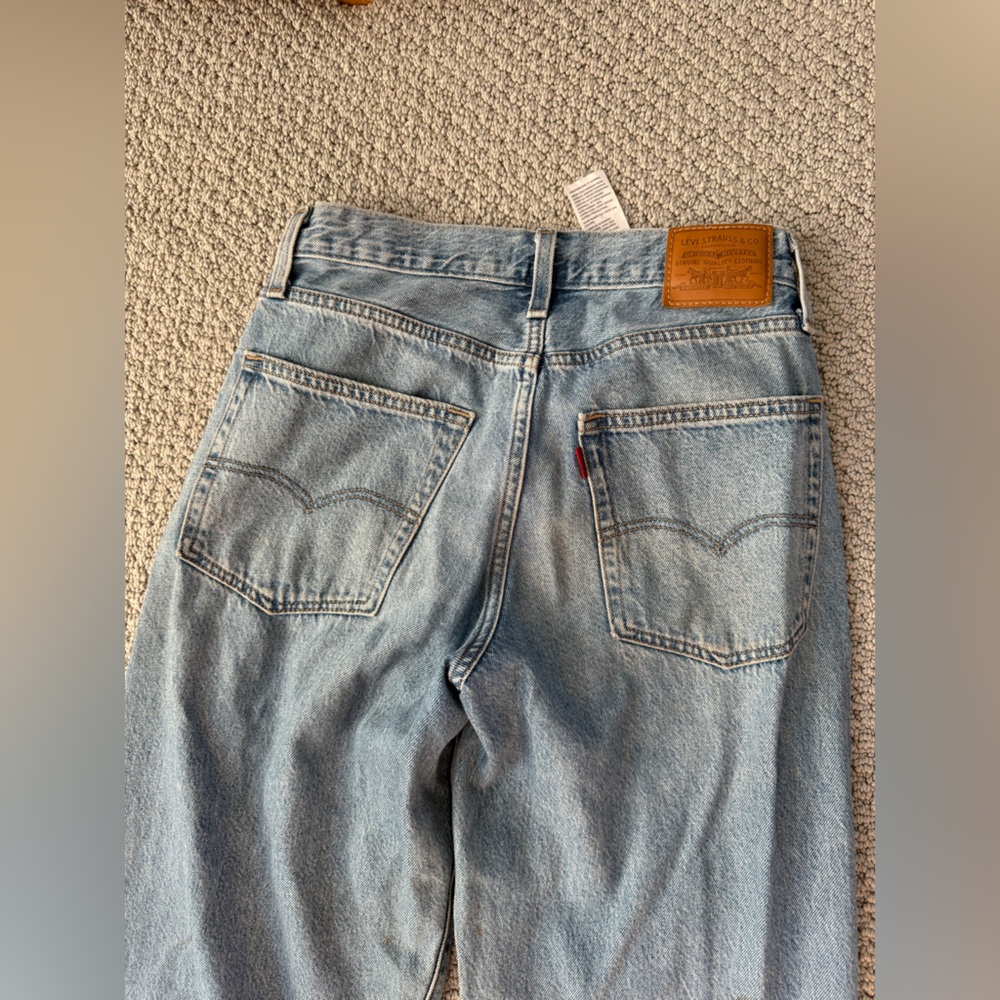 Levi's Light Blue Distressed Baggy Dad Jeans - Picture 3 of 3